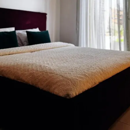 Mermaid Mandria (Paphos)