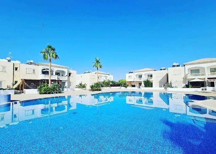 Mermaid דירה מנדריה